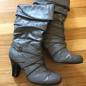 🖤 Grey Boots 🖤